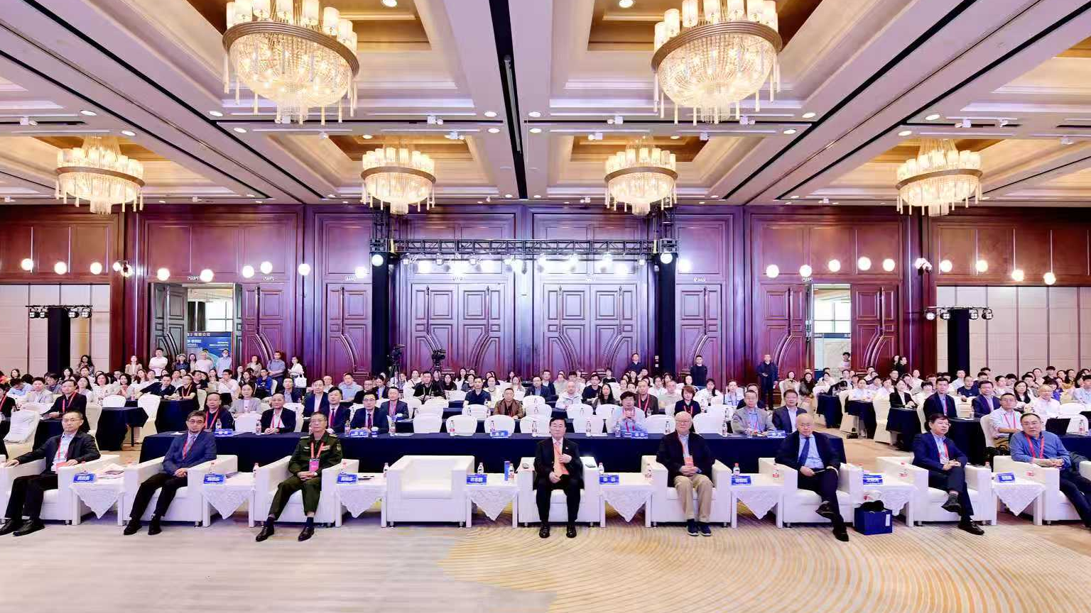 第九届长江心血管病学术会议于4月25日盛大开幕！